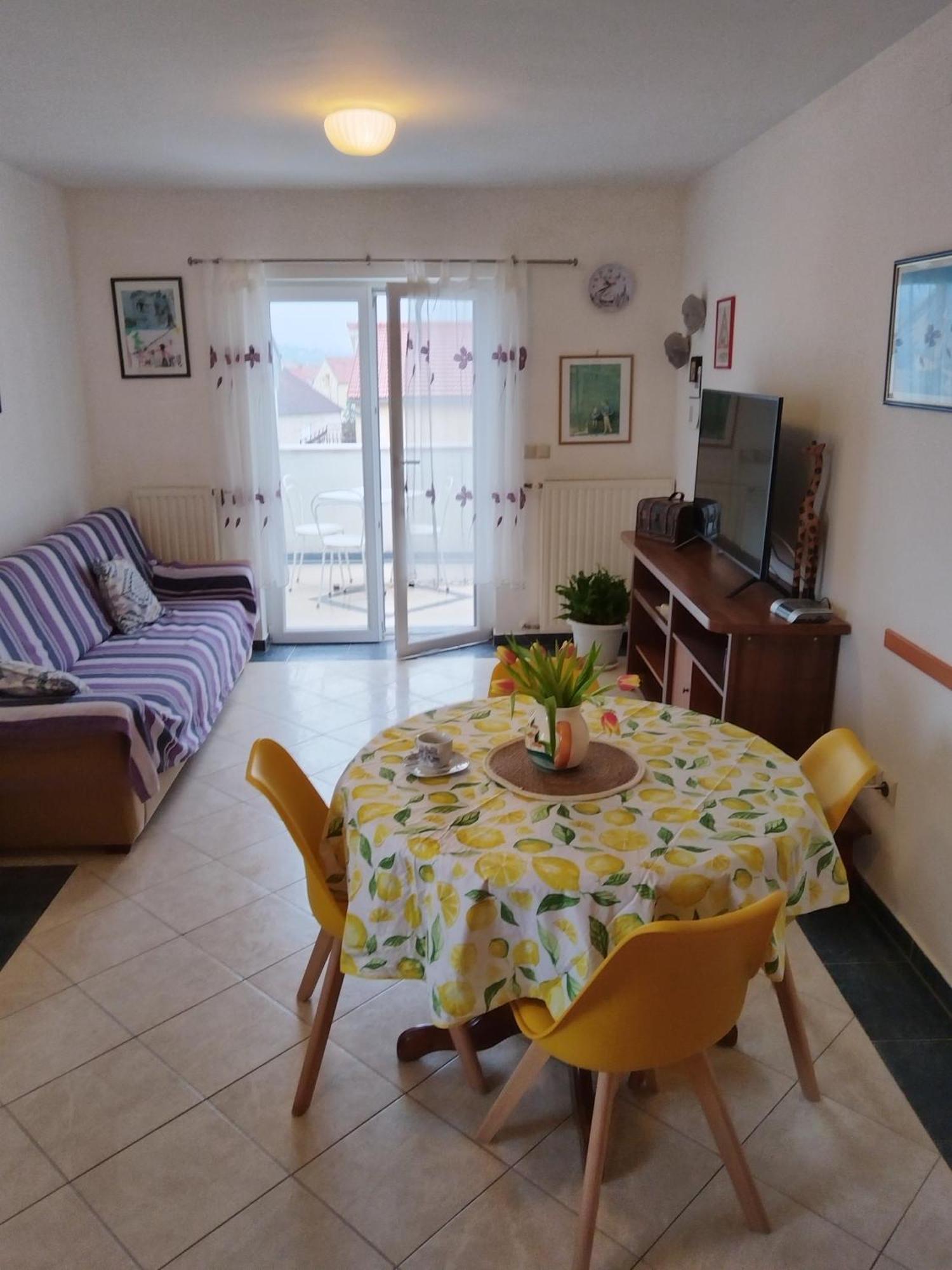 Apartment Ljudmila โวดีเซ ภายนอก รูปภาพ