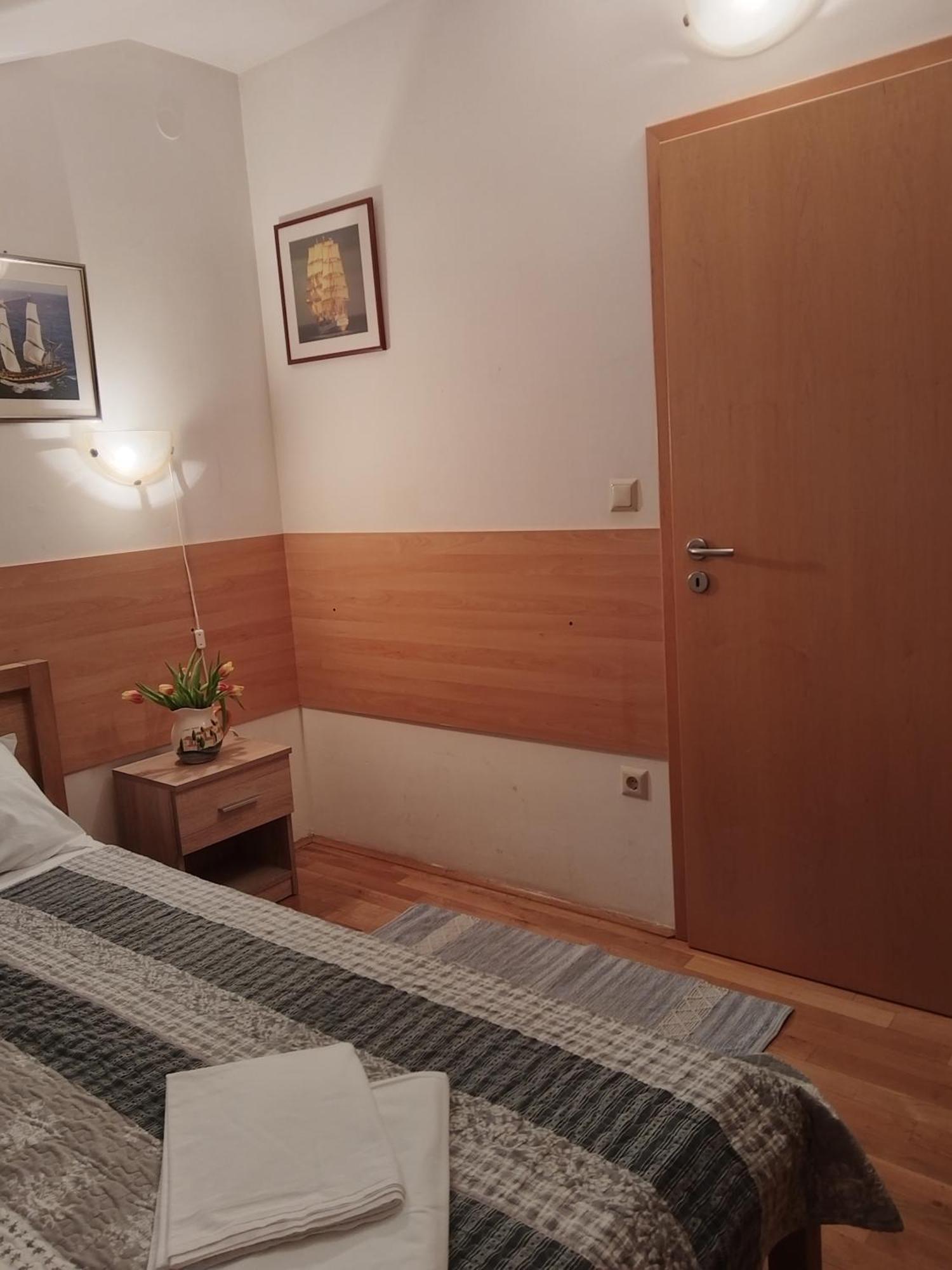 Apartment Ljudmila โวดีเซ ภายนอก รูปภาพ