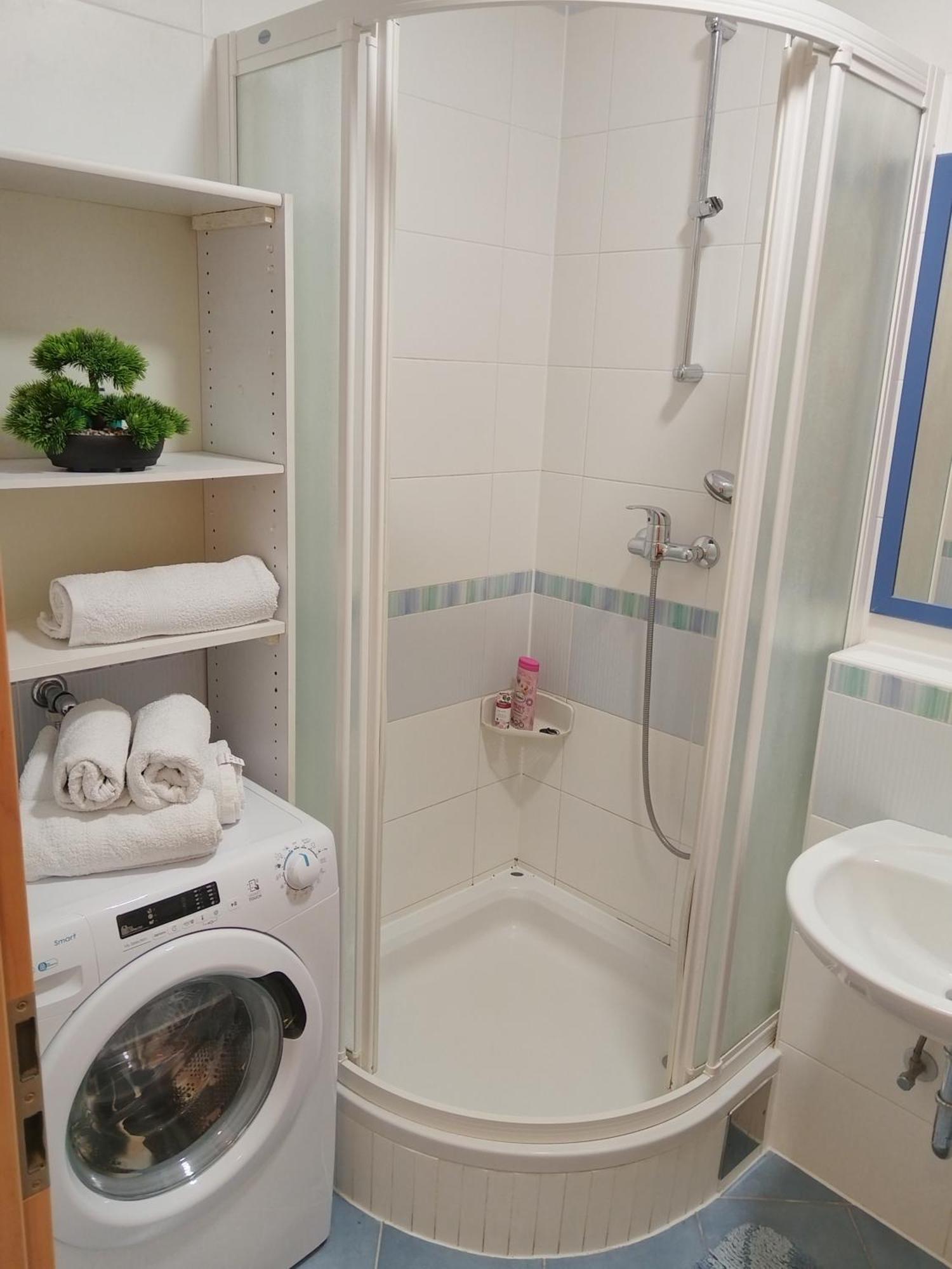 Apartment Ljudmila โวดีเซ ภายนอก รูปภาพ