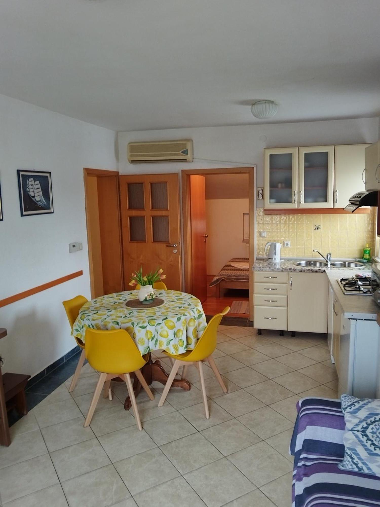 Apartment Ljudmila โวดีเซ ภายนอก รูปภาพ